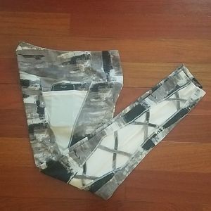 Marika print high waist leggings with pockets